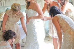 娱乐吃瓜酱伴娘在线观看,一场笑料百出的婚礼盛宴